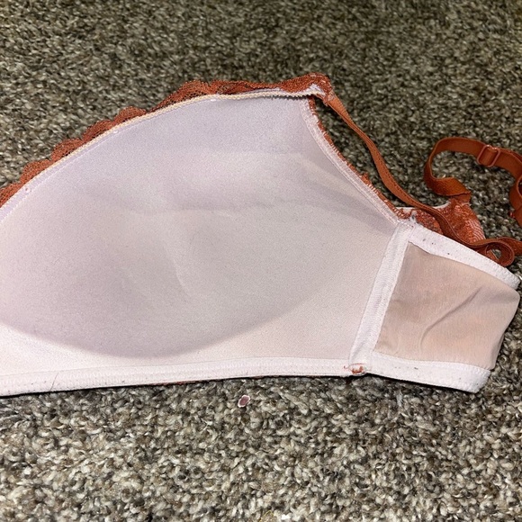 Victorias Secret Body No-wire Bra 36C Wireless Adjustable Lace orange - Picture 5 of 9